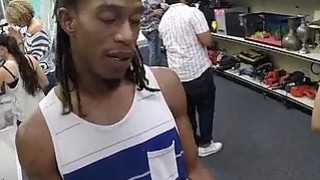 Black Let The Pawn Dude Fuck His Girl For Desperate Money